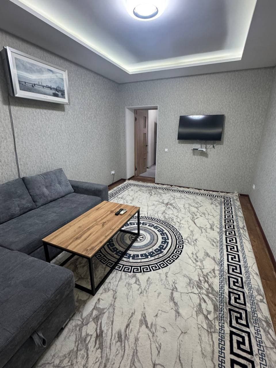 СРОЧНАЯ ПРОДАЖА 2/4/4 ор-р парк бобура — 1