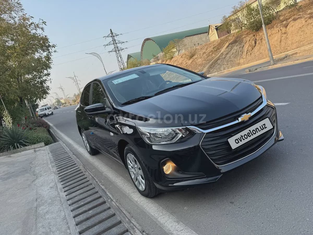 Chevrolet Onix 2024 — 1