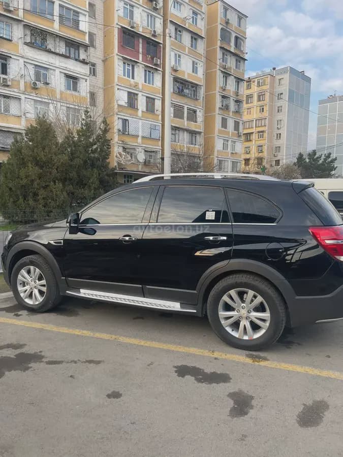 Chevrolet Captiva, 4 позиция 2017 — 2