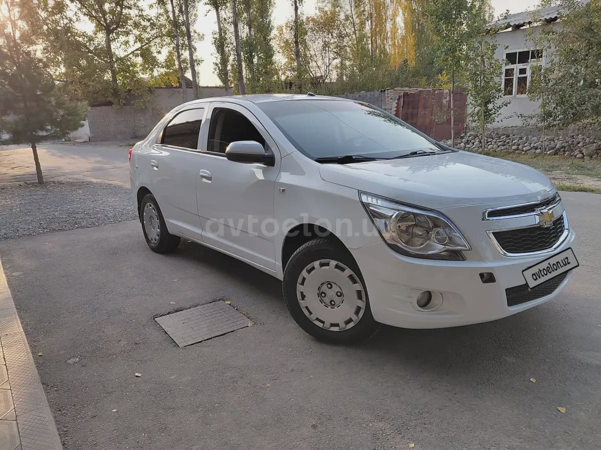 Chevrolet Cobalt, 2 позиция 2015 — 1