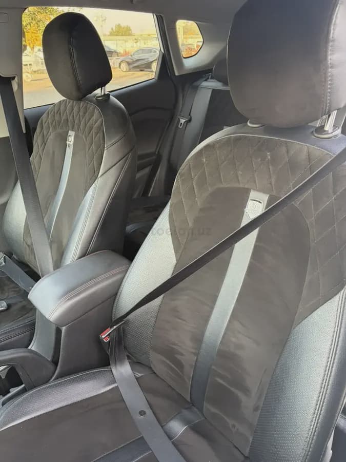 Chevrolet Tracker, 3 позиция 2025 — 4