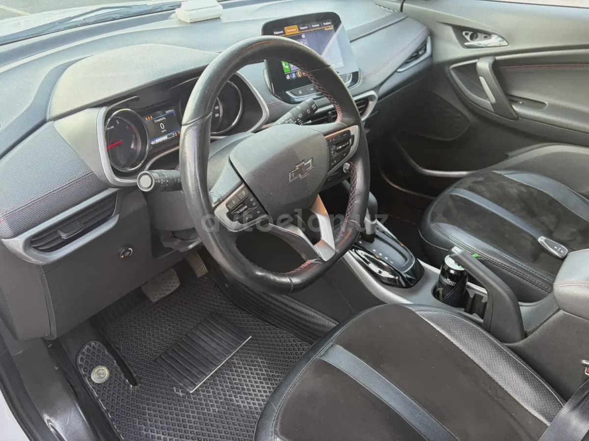 Chevrolet Tracker, 3 позиция 2025 — 5