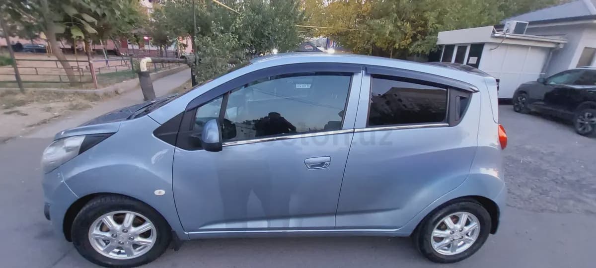 Chevrolet Spark, 2 позиция 2015 — 3