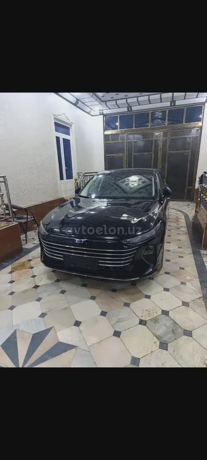 FAW Bestune B70 2026 — 1