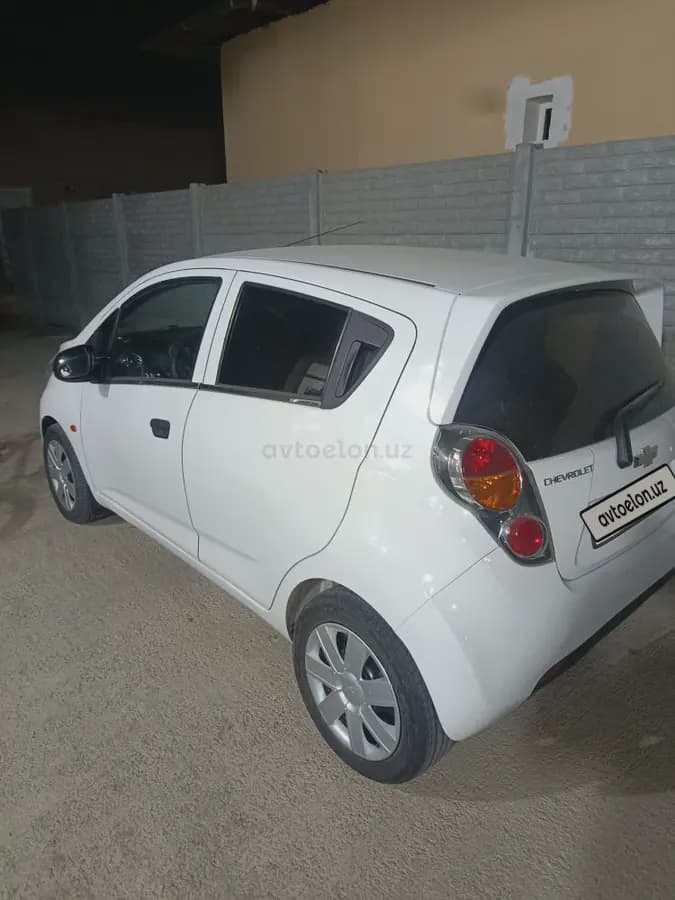 Chevrolet Spark, 2 позиция 2011 — 3