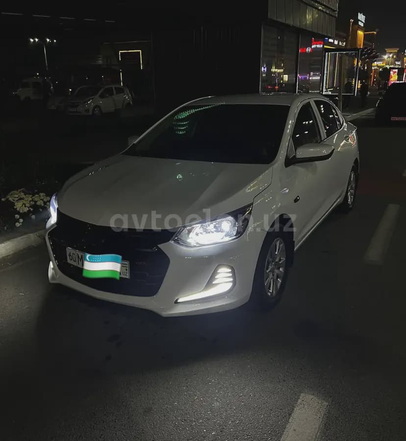 Chevrolet Onix 2024 — 2