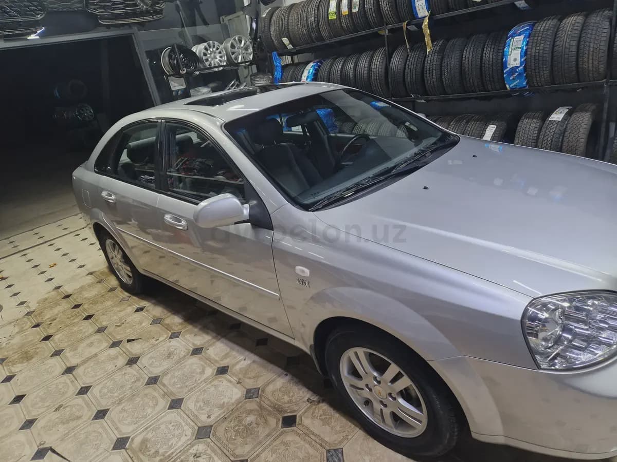 Chevrolet Lacetti, 3 позиция 2011 — 3