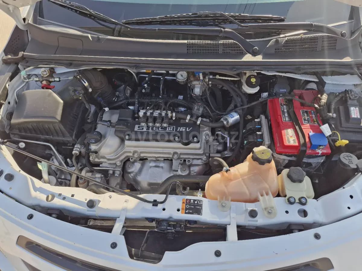 Chevrolet Cobalt, 2 позиция 2019 — 1