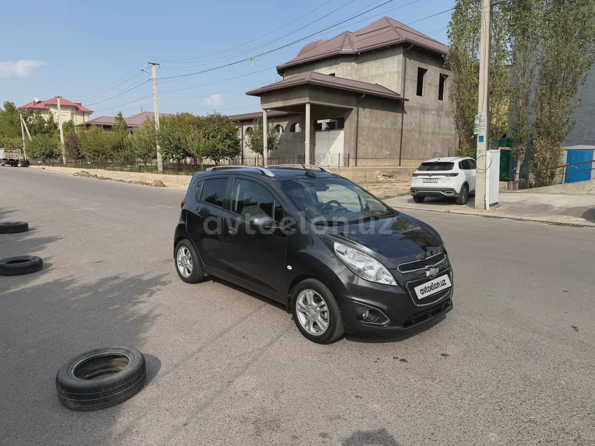 Chevrolet Spark, 4 позиция 2020 — 1