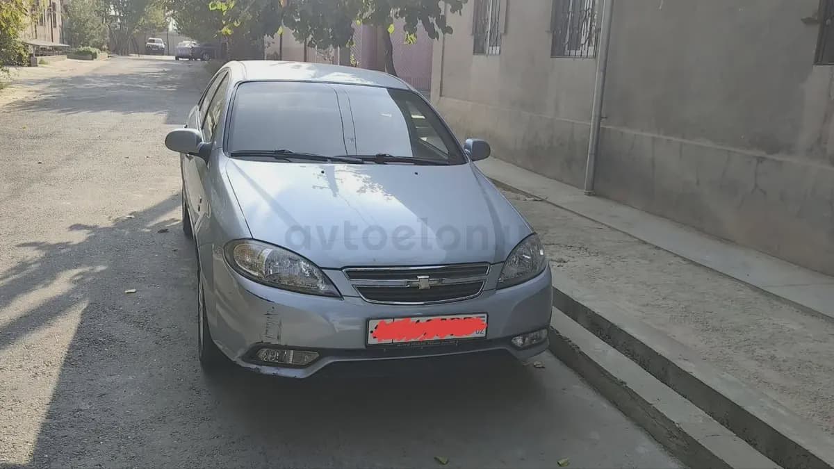 Chevrolet Gentra, 1 позиция Газ-бензин 2015 — 2