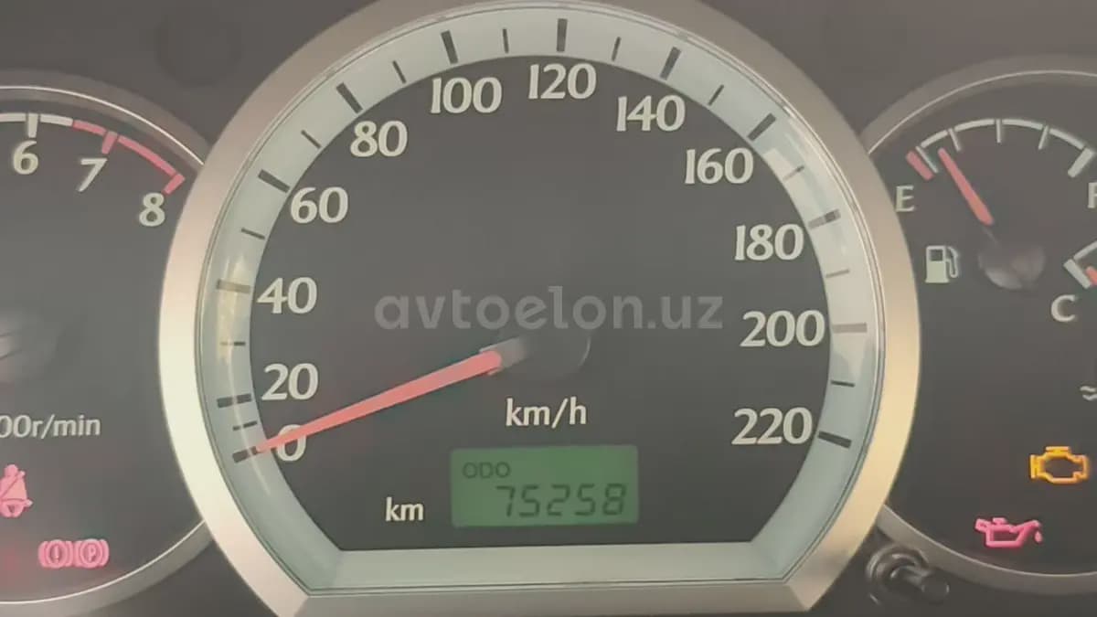Chevrolet Gentra, 1 позиция Газ-бензин 2015 — 4