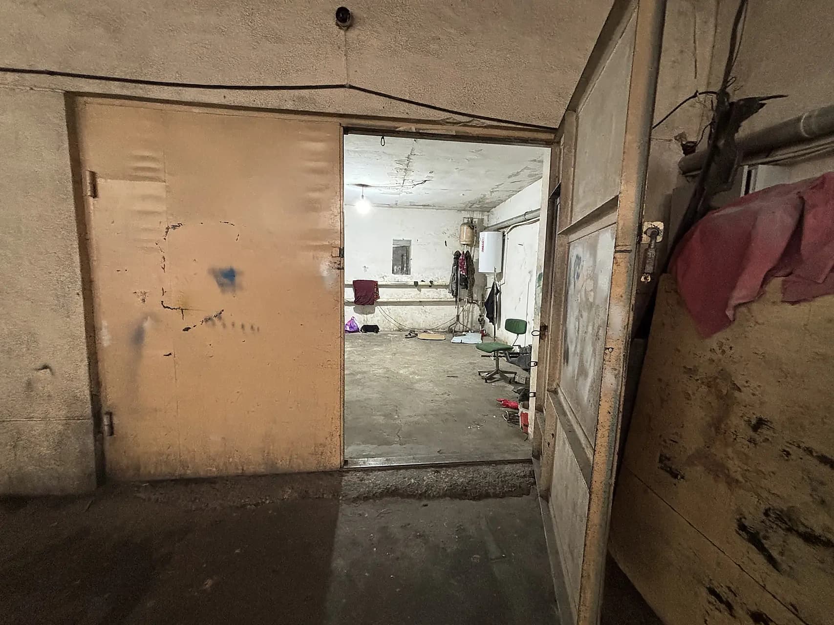 Avtoservisda boksla bor arendaga beraman