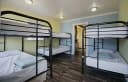 Shahrimiz mexmonlari Va aholisi uchun Eng arzon narxlarda kunlik hostel 50000 so'mdan boshlanadi Bekbaraka bozor oldida