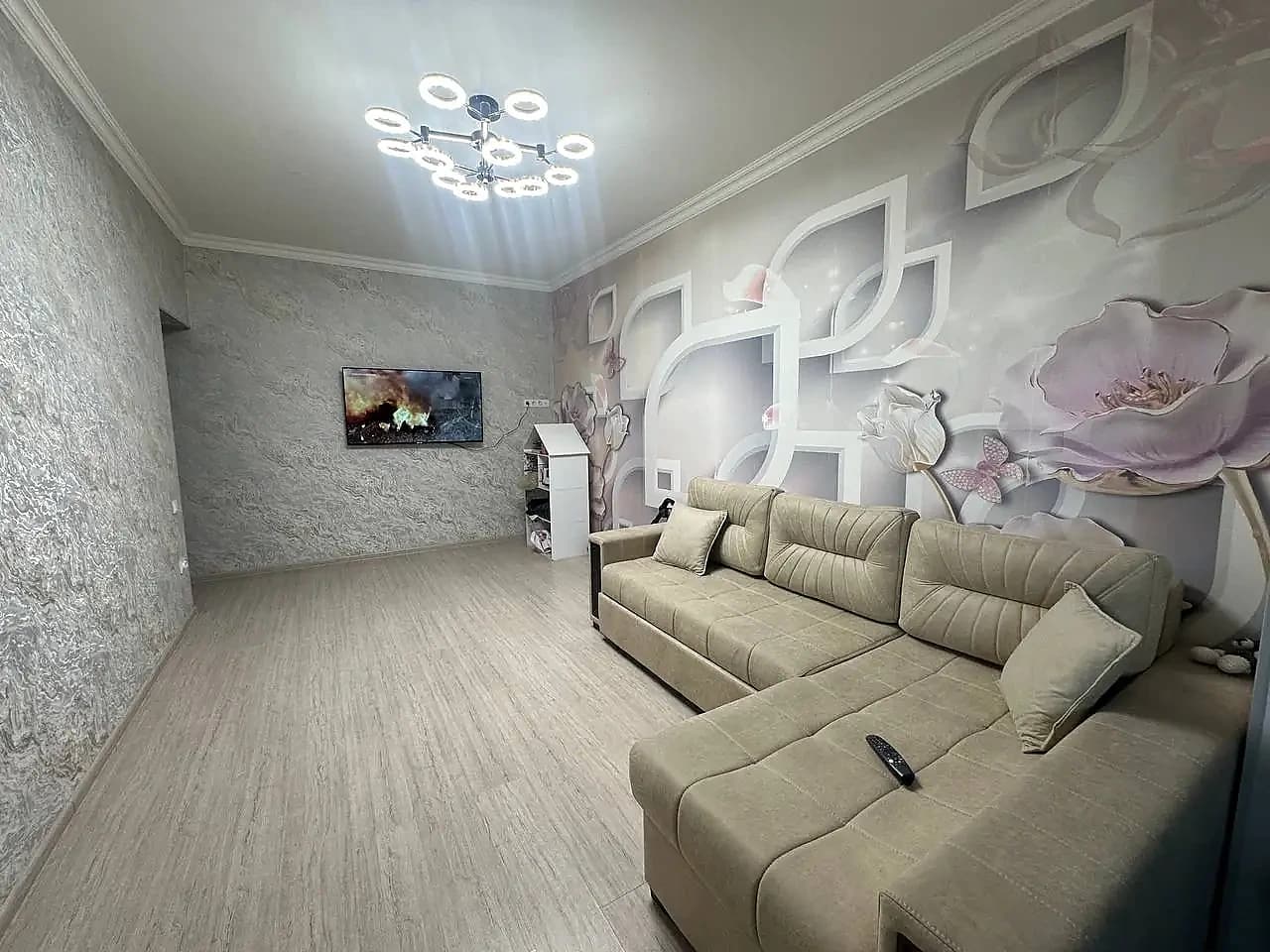 Мирзо улугбекский район  3/8/9 Карасу 6 — 1