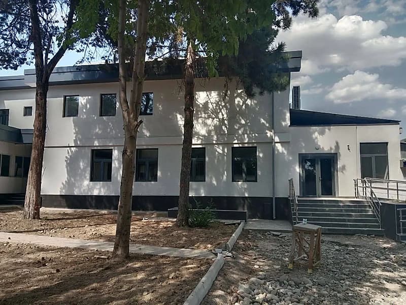 Срочно продается Клиника Готовые В мирзо Улугбекском раёне — 1