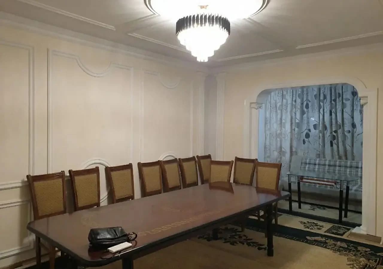 Жарарих Arendaga Ijaraga Uy Jar Ariq da 9/1/ 3 xona 400y.e. faqat oilaga sredniy remont — 1