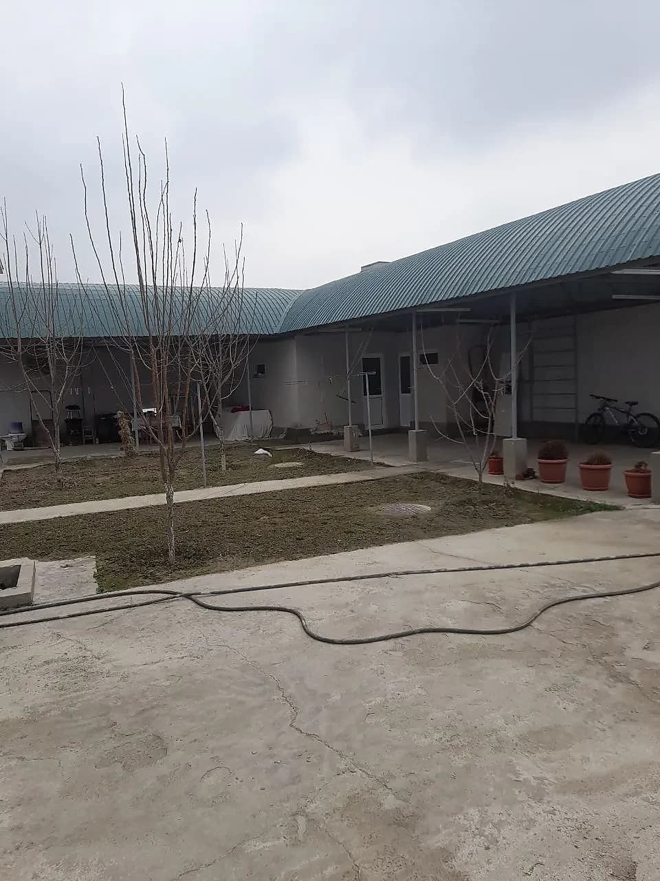 Mirza Ulugbek rauonida geofizika 2 etajli kotej 150 kvadrat — 1