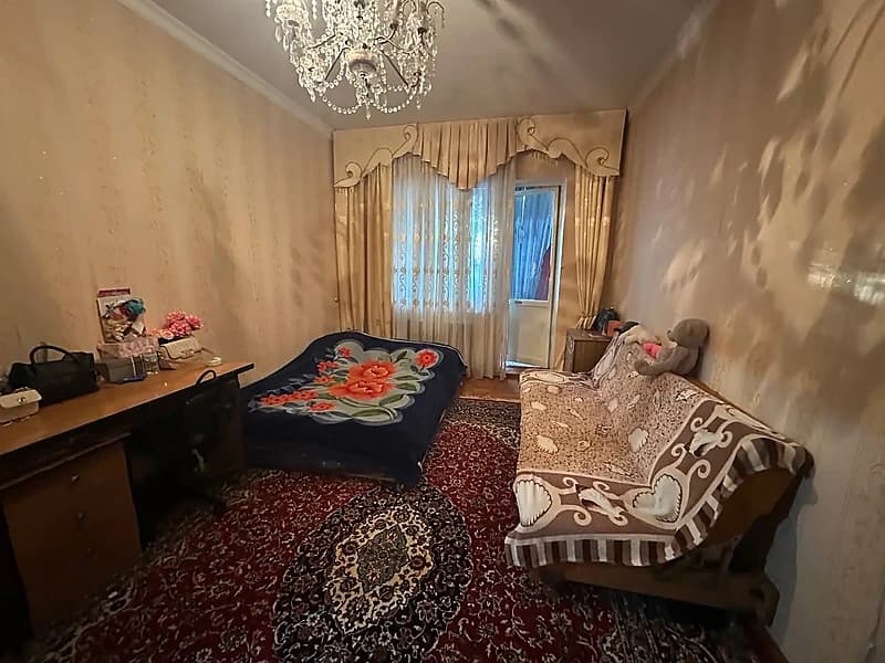 Продаётся 2-х комнатная квартира на Карасу-1 Без ремонта Квадратный коридор Не торцевая — 1