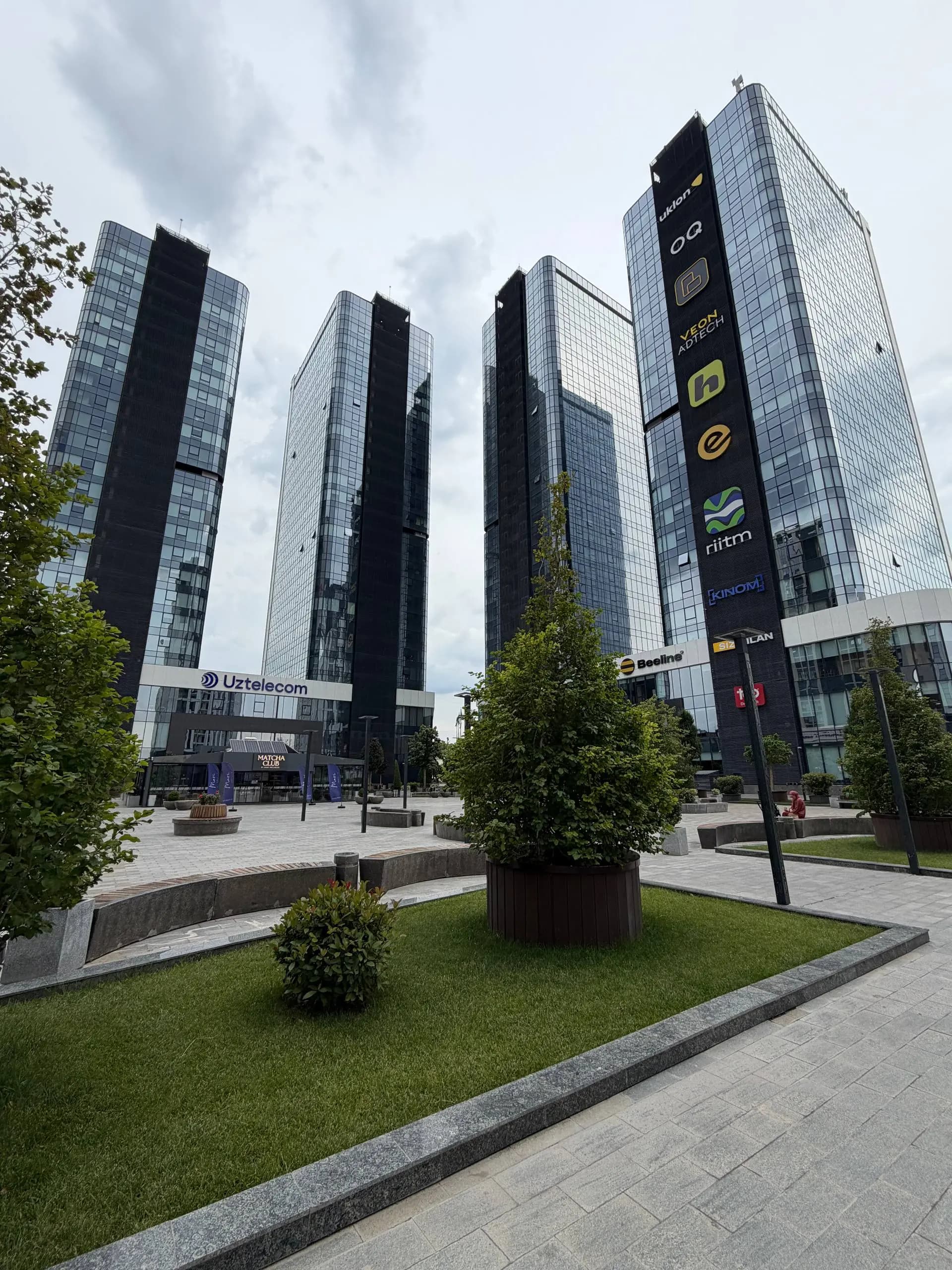 Мирзо Улугбек район It Park 27-школа Новостройка Ж/К Sof Towers коробка 2/10/26 — 1