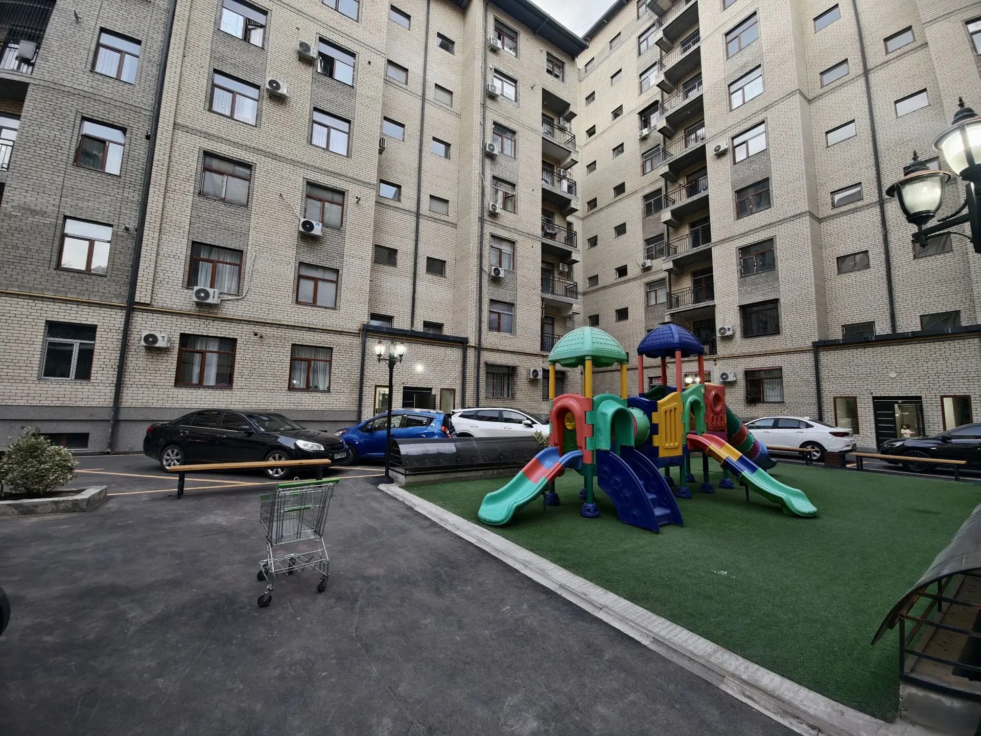 Продаётся 2-х комнатная квартира ЖК Poytaxt Residence   Ориентир: ул.Махтумкули, — 1