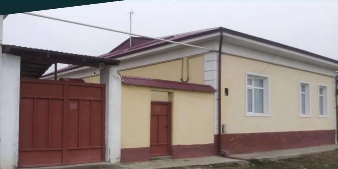 Бустонликда 6 сотихли коттедж сотилади — 1