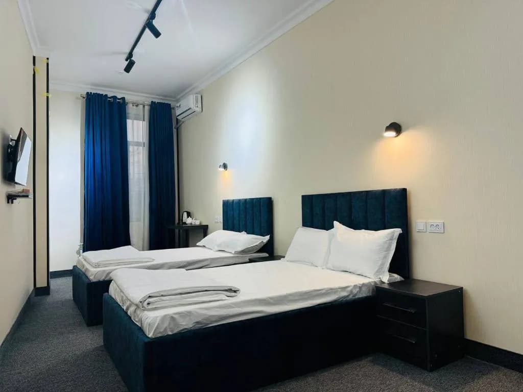 GRAND MIR HOTEL — 1