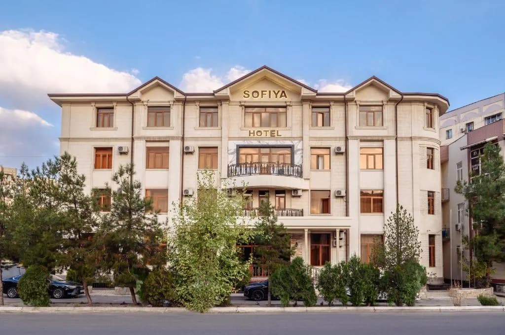 Garnet Hotel Tashkent — 1
