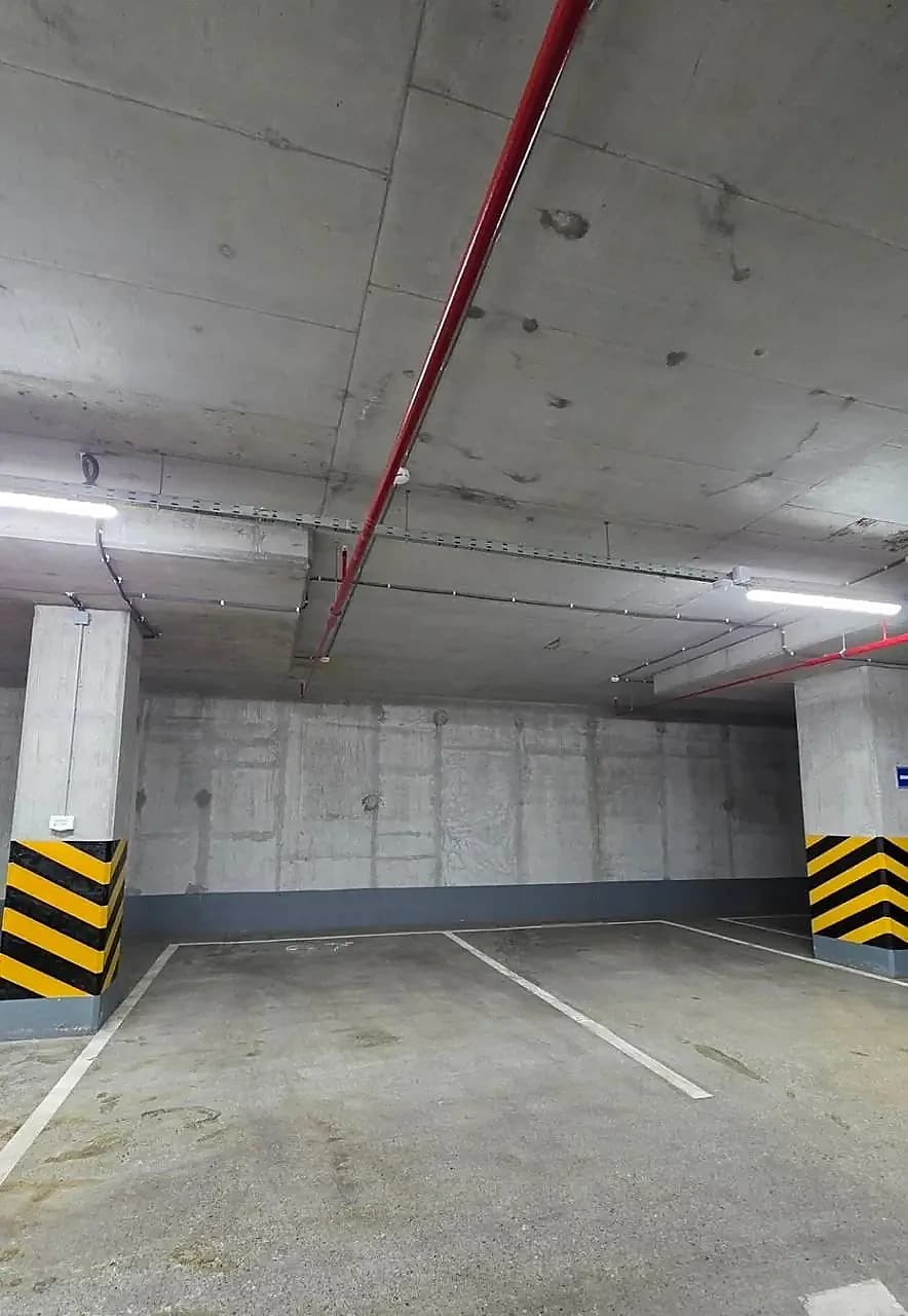 Парковочное место NRG U-Tower 20 м2 — 1