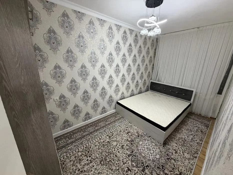 Район: Чиланзар  Адрес: Chilonzor metro  Ориентир: ped institu oldi — 1