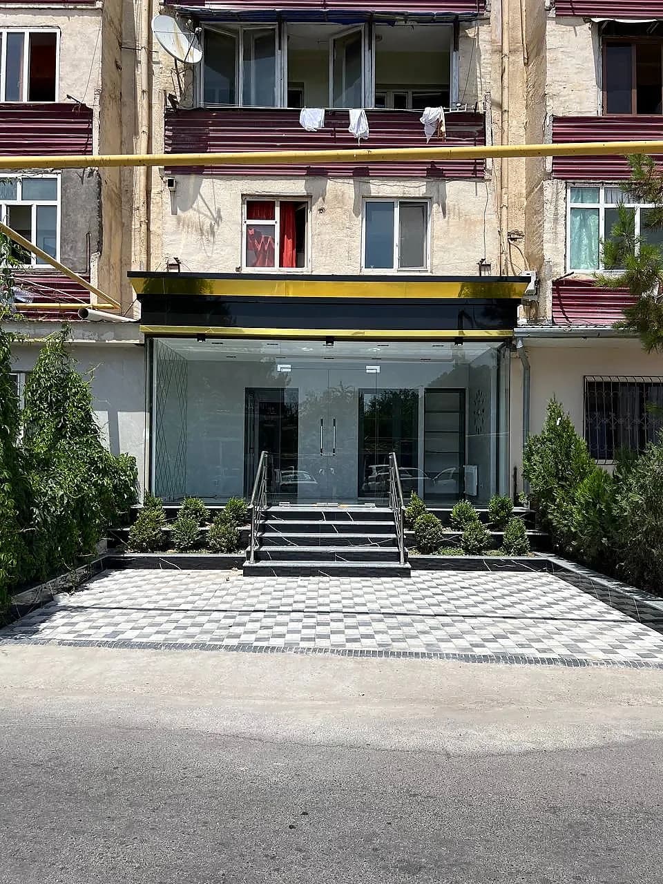Boz Bozor 1-Liniya Nejiloy — 1