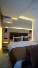 Hotel Shosh Modern