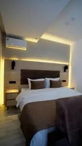 Hotel Shosh Modern — 1