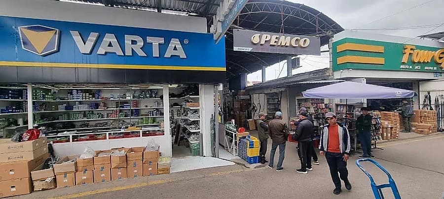 Сергели мошина бозор — 1