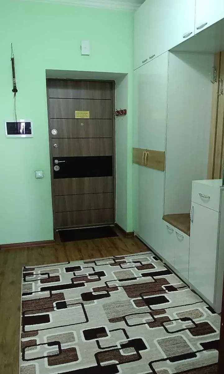 Шайхонтохур квартира сотилади! Срочно!