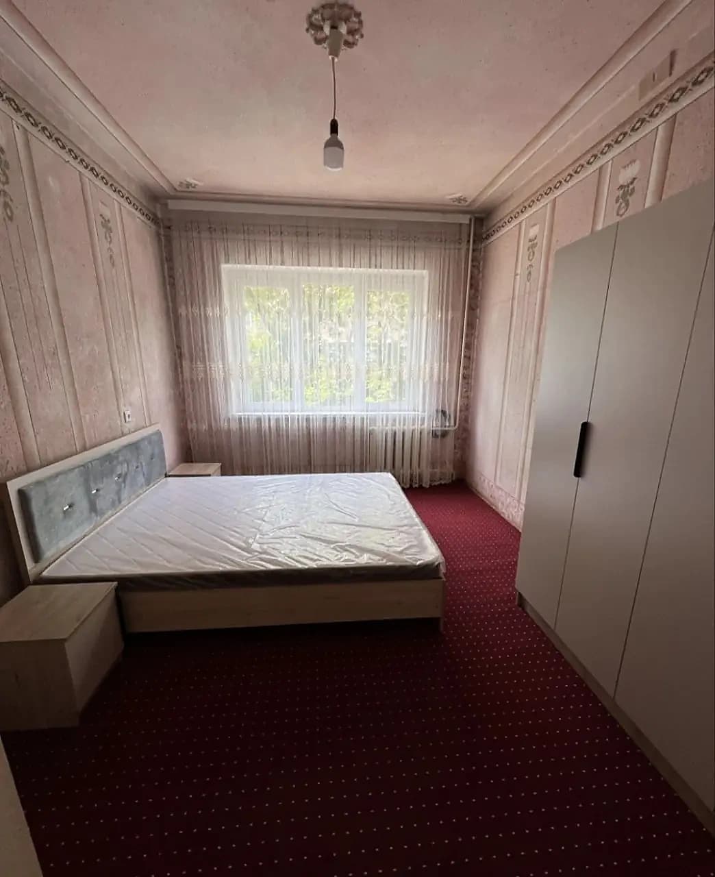 каракамиш 2/4Тансыкбой бозор якинида 2/3/5400y.e. 907457072нозима