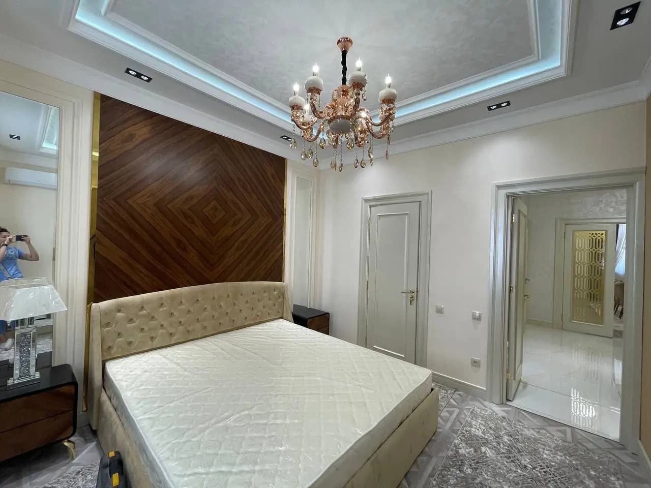 Продается 5 комнатная квартира,ЖК Парижен,Ул Мукимий,175м2 — 1