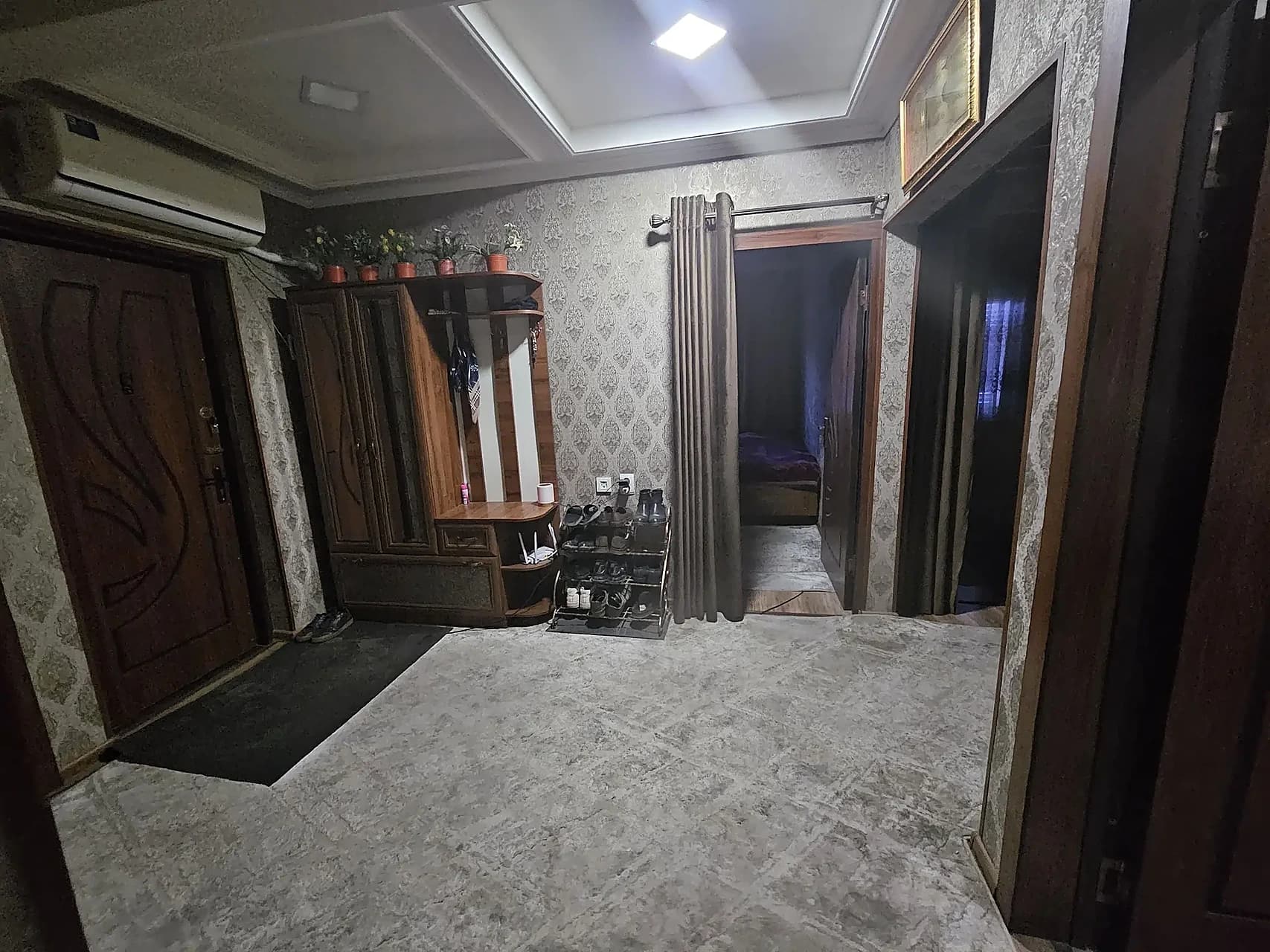 SOTILADI Sergeli tumani, Sergeli-7 — 1