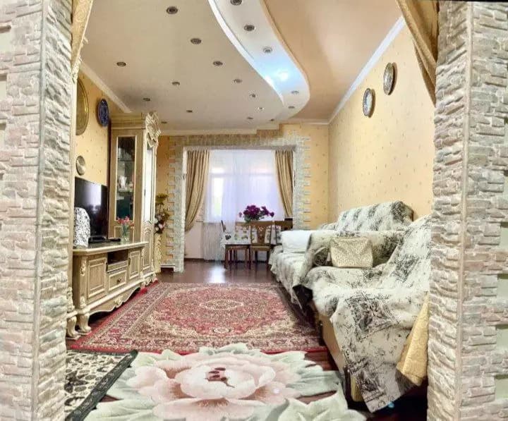 Продаются квартира Юнусабад 19кв 3/3/5 — 1