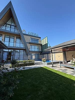 Dacha lugano villa — 1