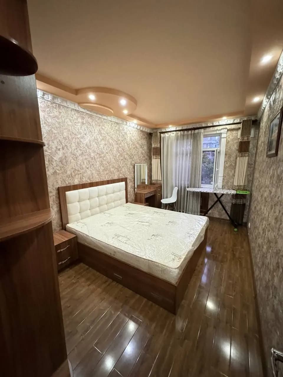 2 хонали Себзор Метро Гафур Гулом — 1