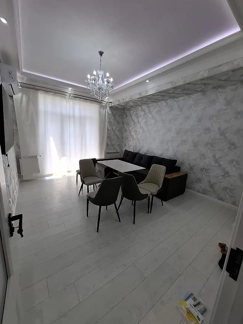 Arenda  jarariq ibinsino 3 xona 5etaj 80m² 10 этаж800y.e.Perdaplata