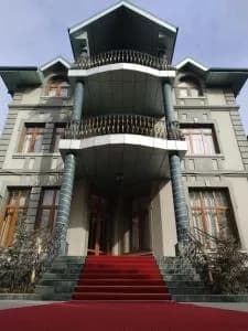Queens Hotel — 1