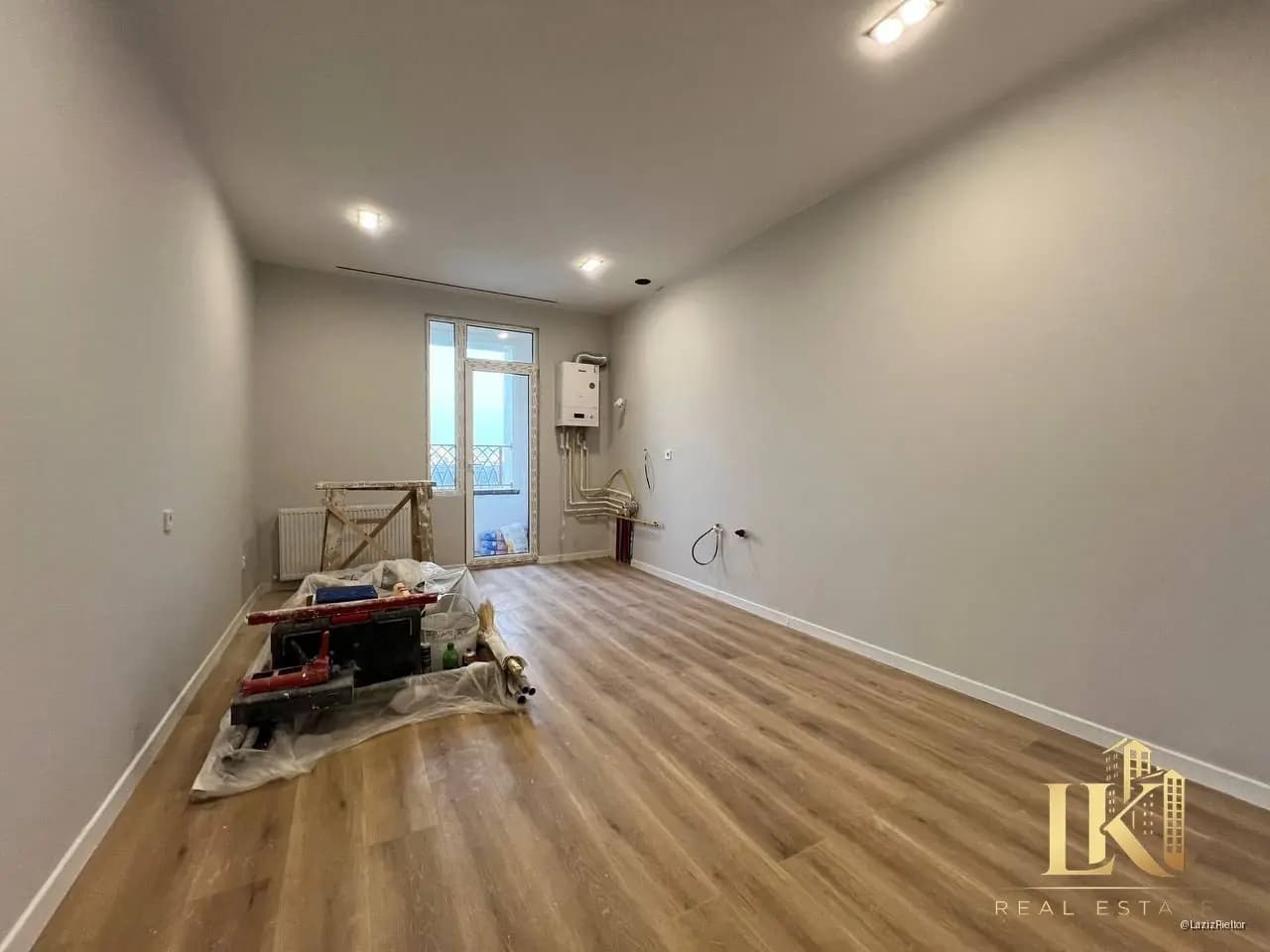 #9800 Продаётся: 🏠🏠🏠🏠🏠 Яшнабадский район Ахангаранское шоссе НОВОСТРОЙКА ЖК "Sad'o Comfort" Застр. " — 1