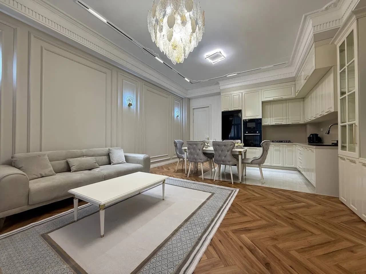 Продаётся 2-х комнатная квартира в ЖК Skyline  Ориентир: Посольство России, ул. Нукусская, — 1