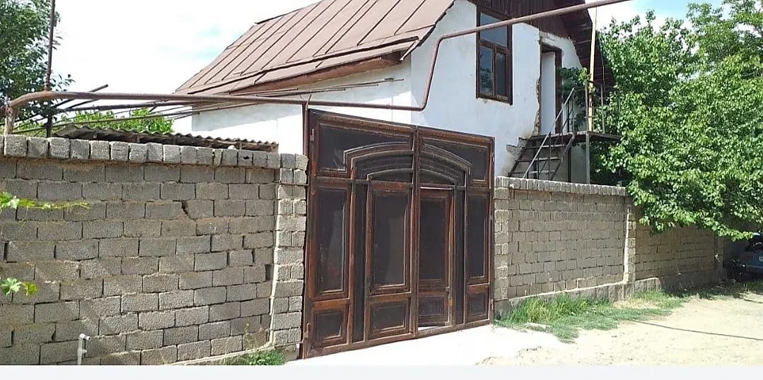 Toshkent viloyati, Zangiota tumani gagarinda  joylashgan  Dala hovli sotiladi — 1