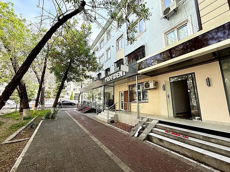 Продается не жилое помещение — 1