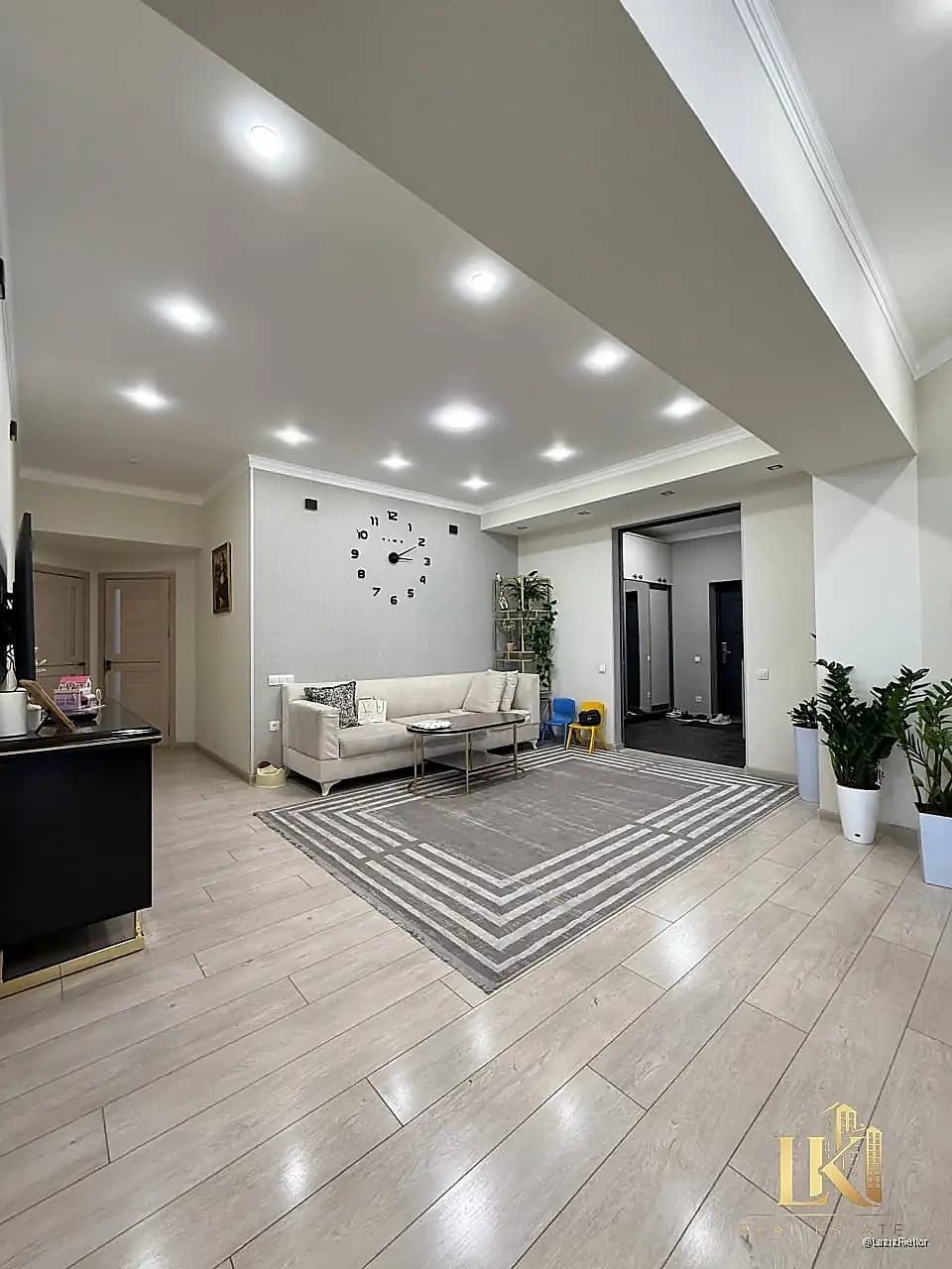 #100 Продаётся: 5-комнатная в ЖК «Nikitina Residence»