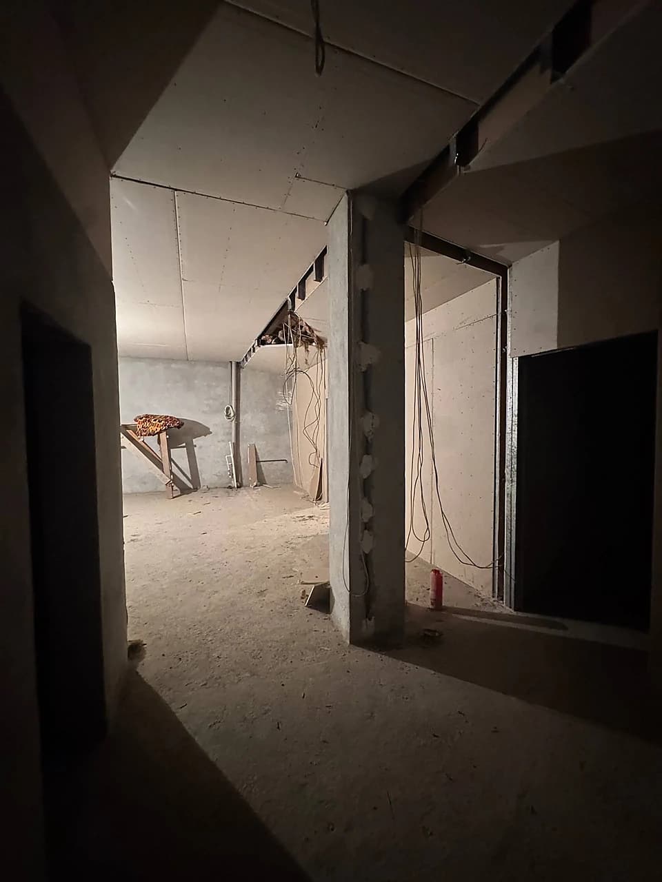 Продаётся квартира,мансарда,коробка. — 1