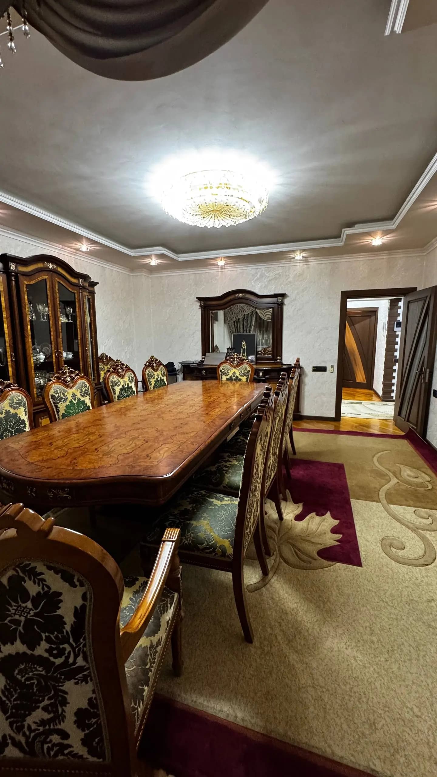 Продаётся 4 комнатная квартира Дружба.Народов Шайхантахурский район — 1