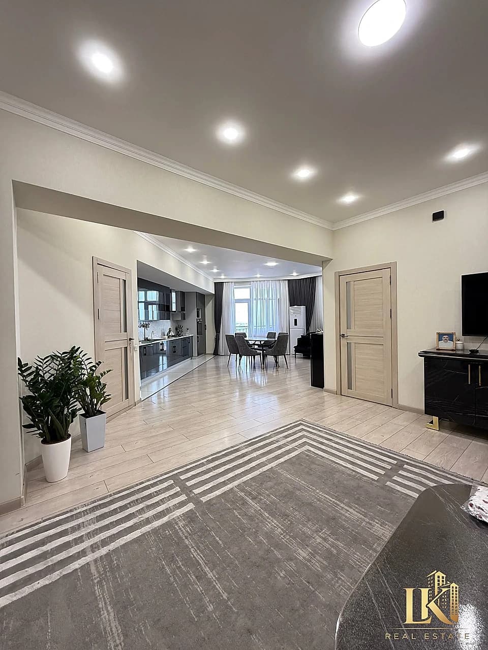 #9800 Продаётся: Мирзо-Улугбекский р-н Улица Олтинтепа НОВОСТРОЙКА ЖК "Nikitina Residence"